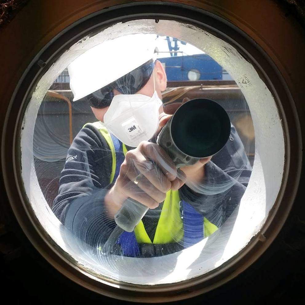 polerowanie powierzchni szklanych